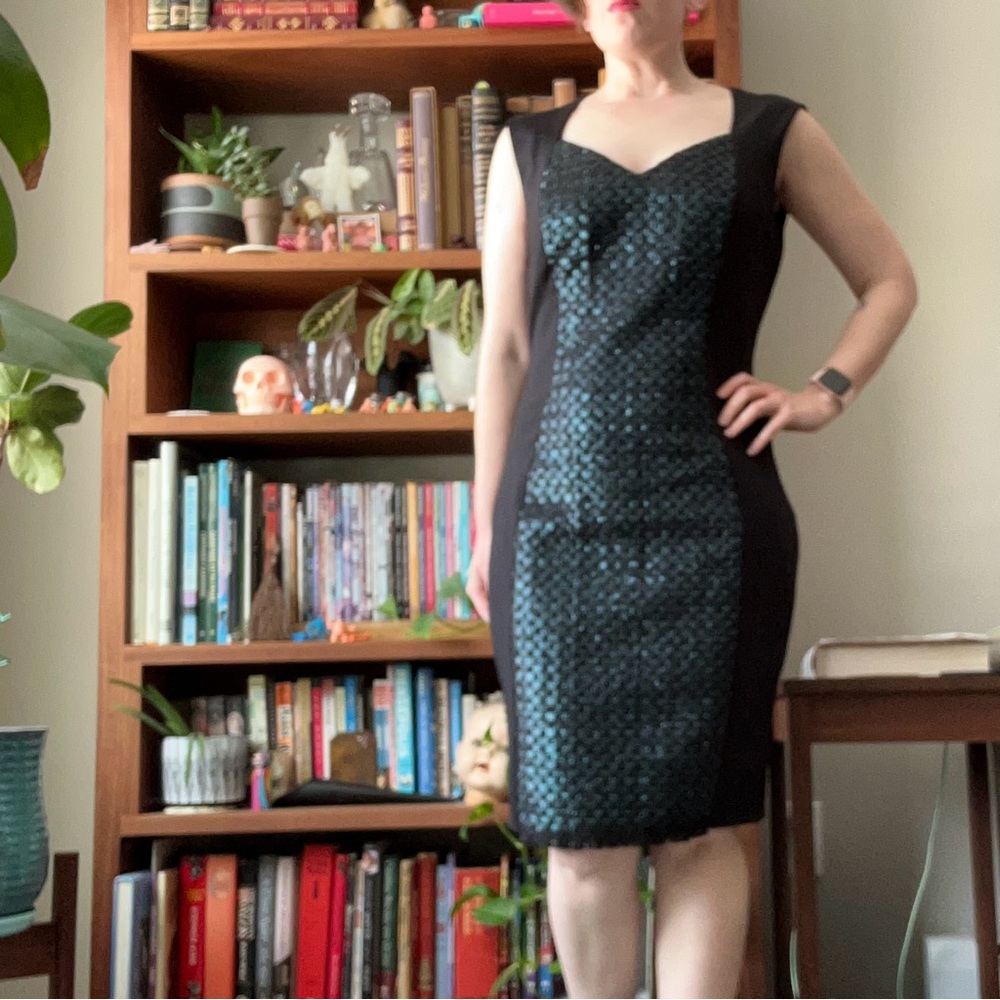 Elie Tahari Reba dress sweetheart neckline black green sequined